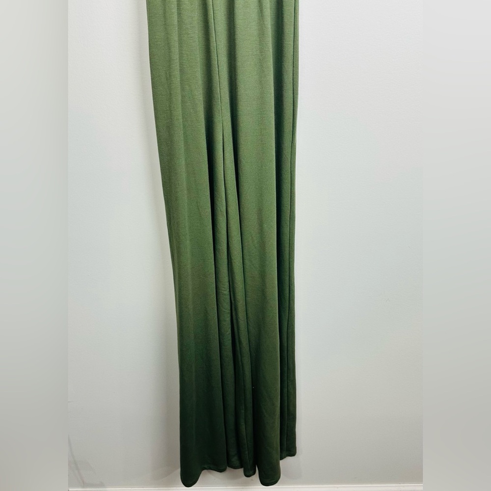 Go Couture NWOT Olive Green Wide Leg Sleeveless Jumpsuit Size Medium - Picture 4 of 10